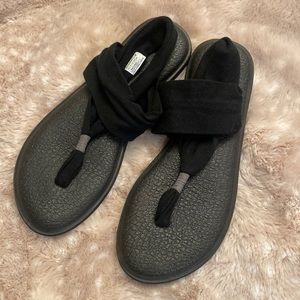 Sanuk sandals